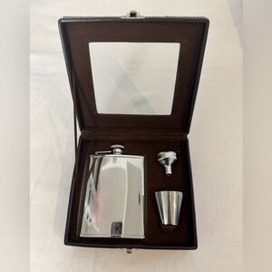 Flask Gift Set One Funned Two Stainless Steel Glasses Dark Brown Leather Box